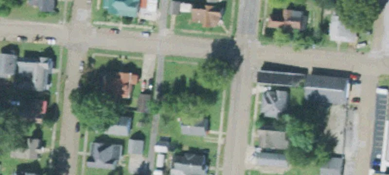 420 1st St