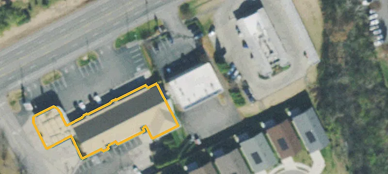 557 Main St