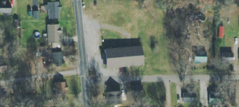 802 Russell St