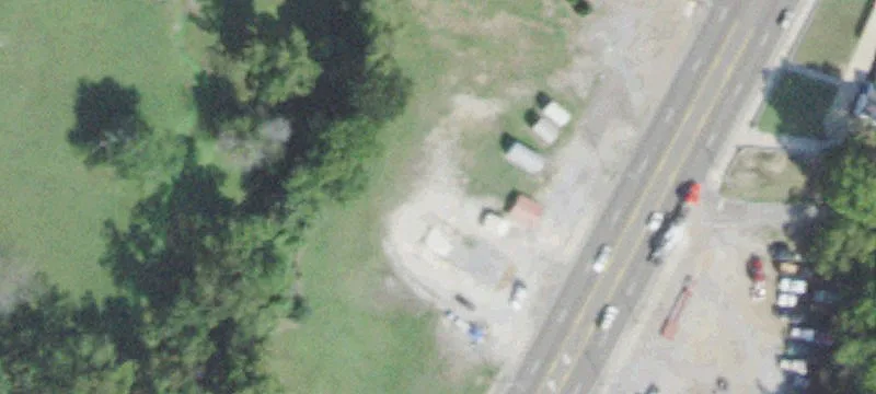 825 Hwy 51st S