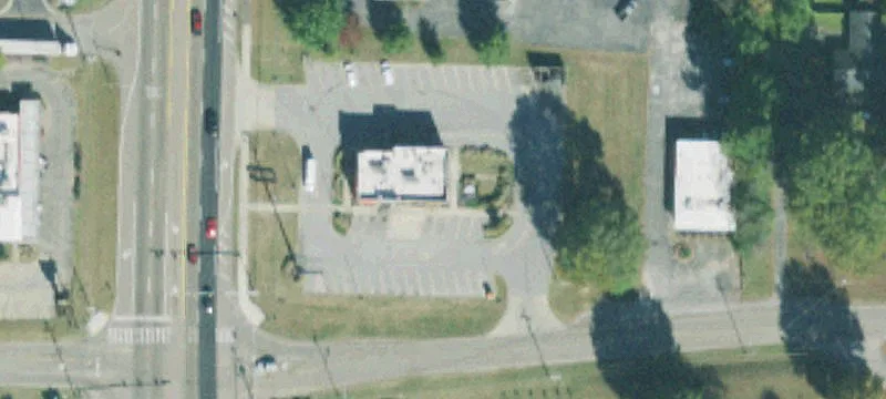 1560 Highland Ave