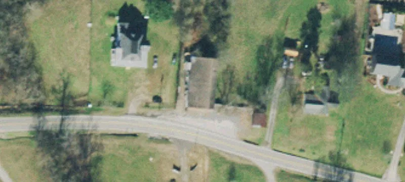 2278 Les Robinson Rd