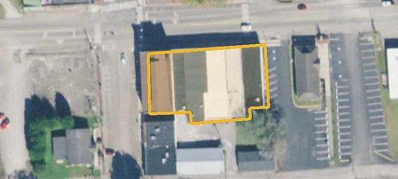12 Courthouse Sq