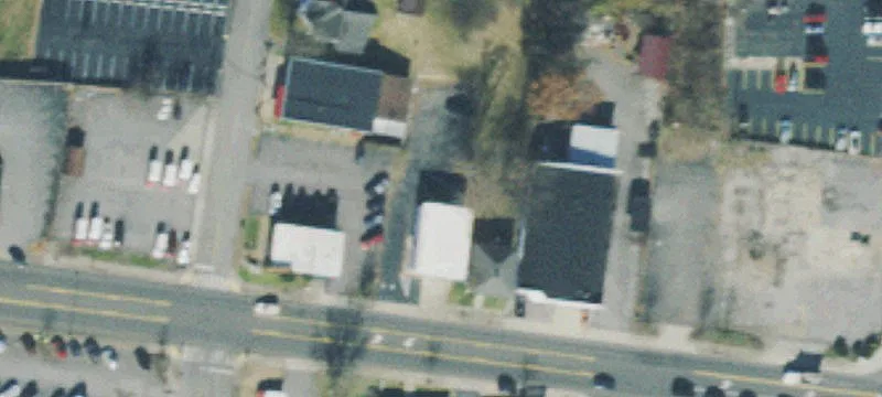 204 5th E Ave