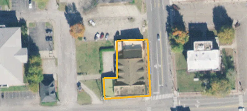 31 Courthouse Sq