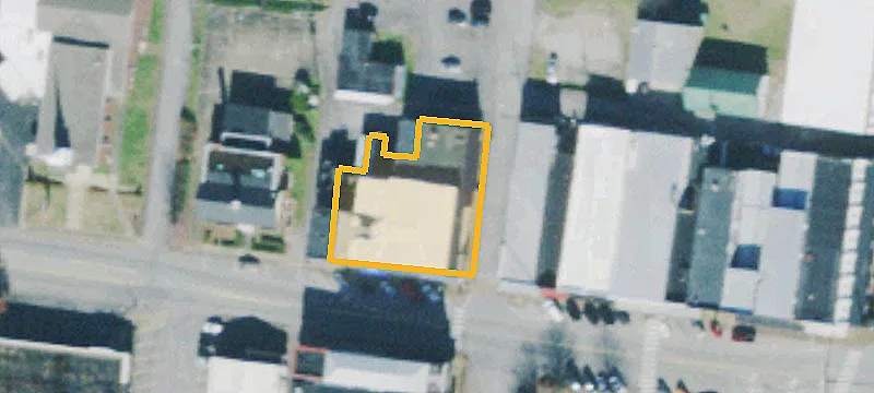 101 Main St