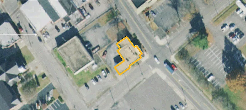 116 College St