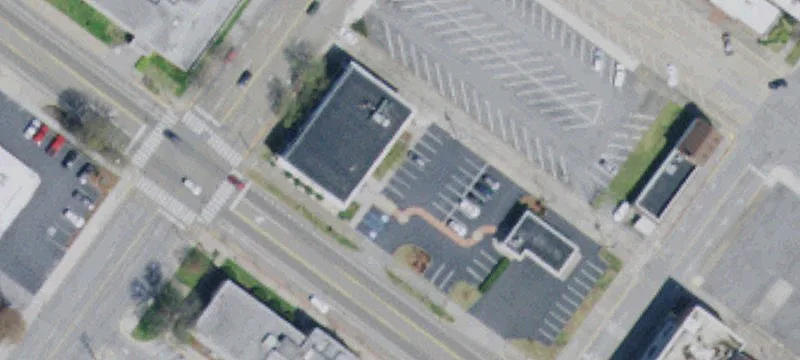 240 Ctr St
