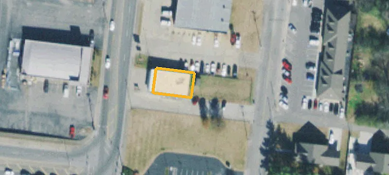 628 Main St