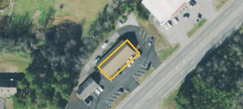 495 Main St