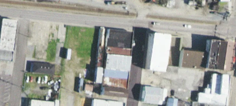 121 Woodlawn Ave
