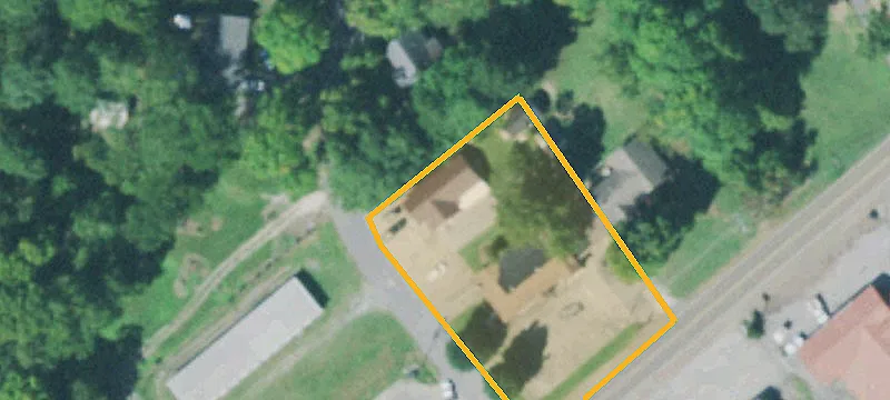 108 Ee Dr