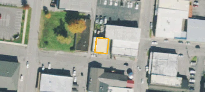 113 1st St