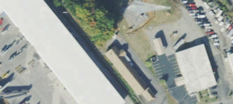 703 Briskin Ln