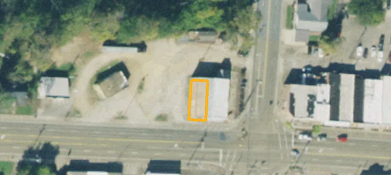 112 Main St