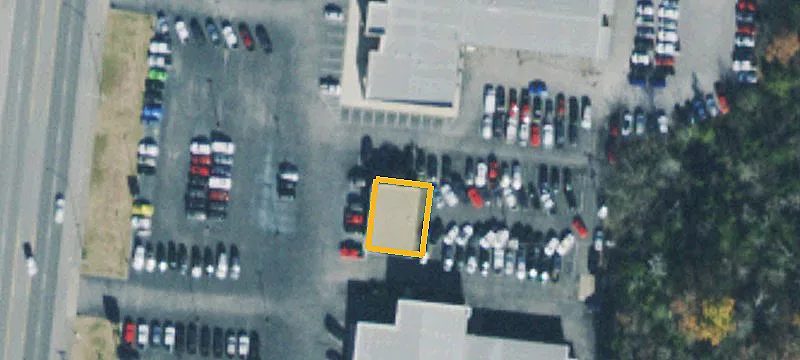 2006 Main St