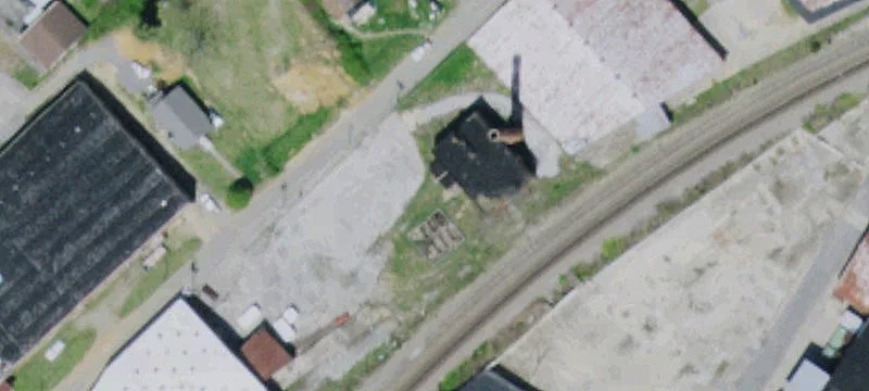 208 Loretta St