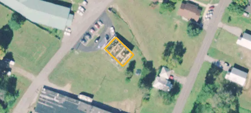 426 Cedar St