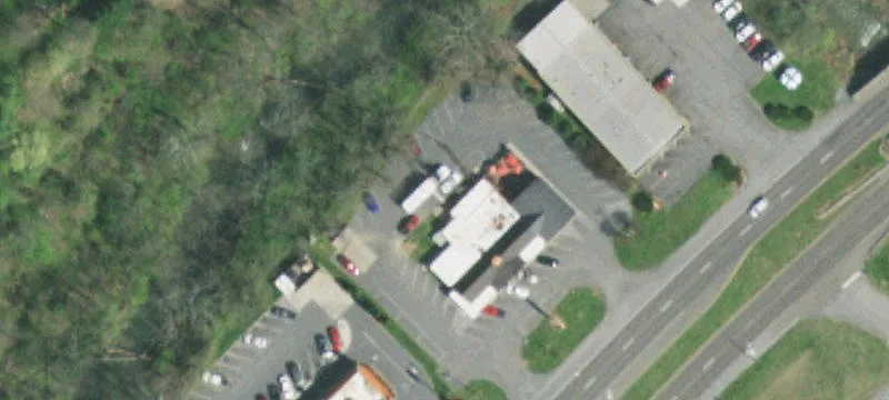 1020 Volunteer Pkwy
