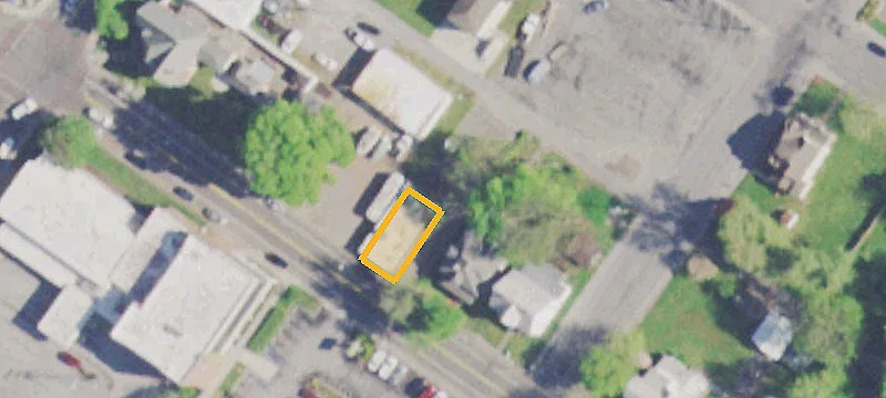 270 3rd Ave