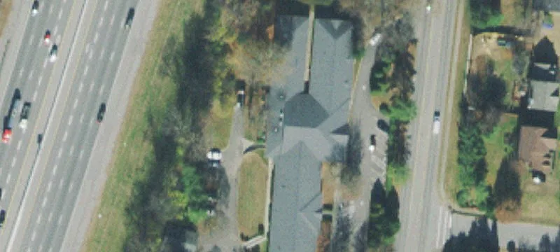 3595 Carothers Pkwy