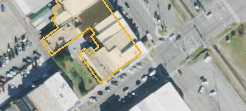 100 Lincoln St