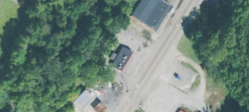 19085 Main W St