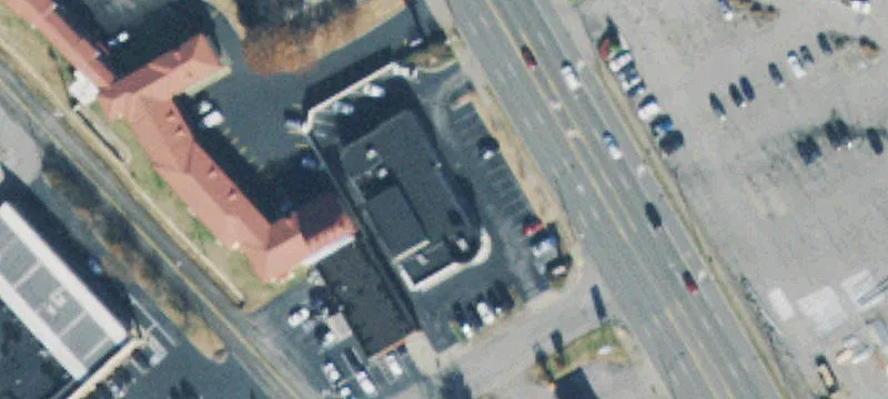 821 Broad St