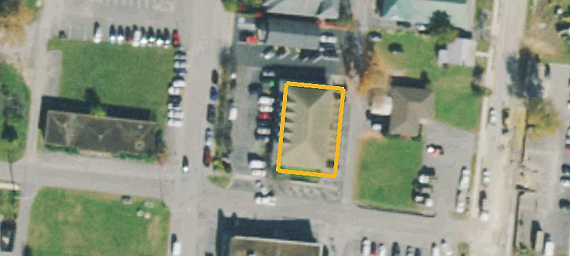 201 Oak Ave