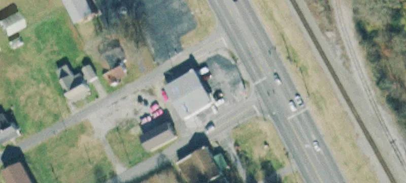 101 Main St