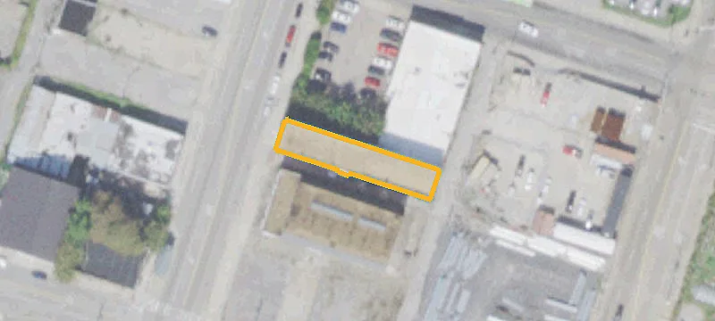 400 Main St