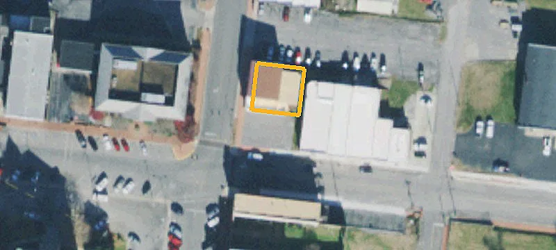 202 Main St