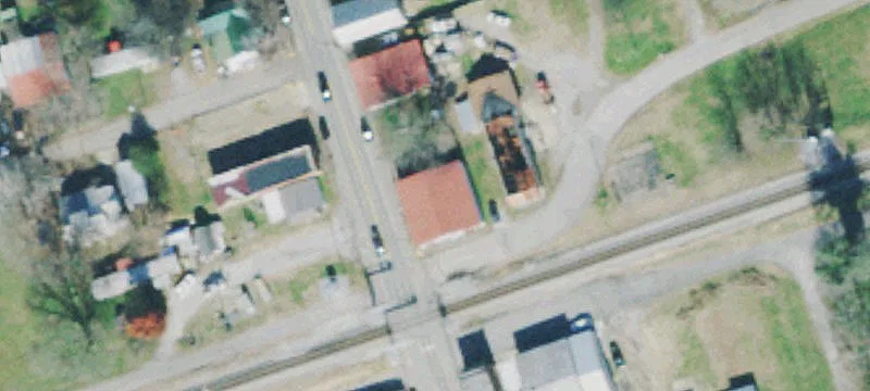 160 Railroad N St