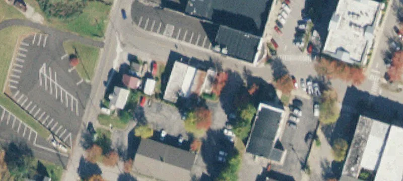 15 Maple St
