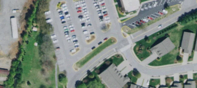 100 Netherland Ln