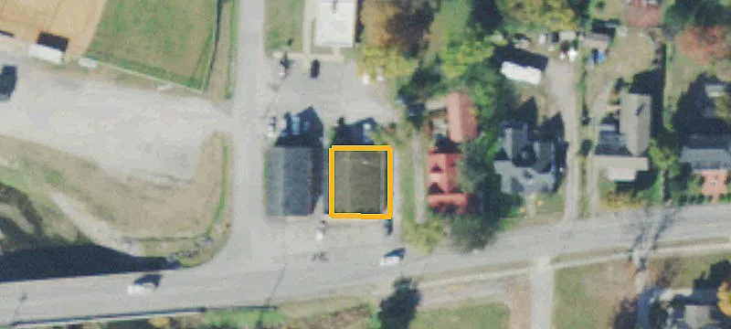 403 Main St