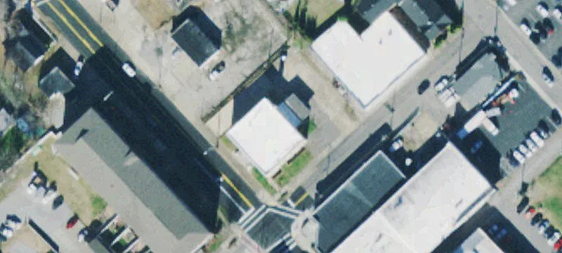 201 College St