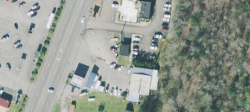 208 Dexter L Woods Memorial Blvd