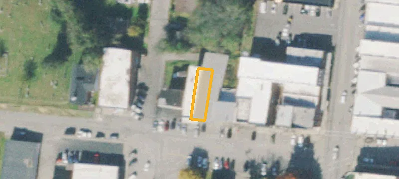130 3rd W Ave