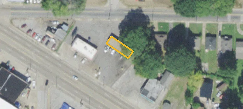 2566 Lamar Ave