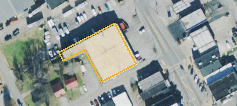 202 Main St