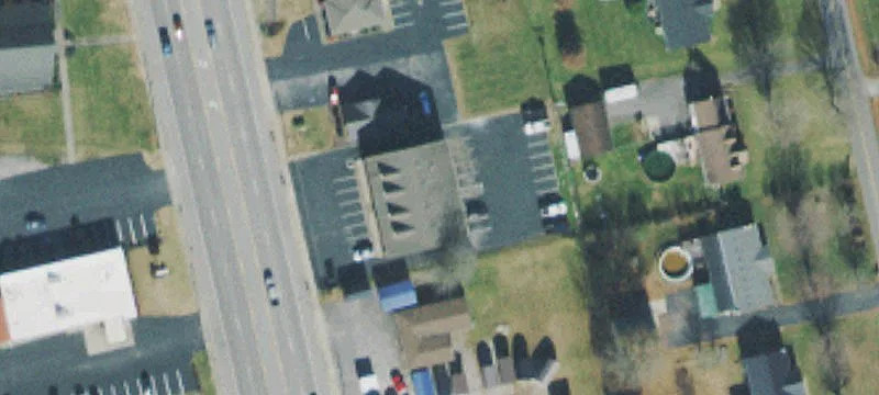 704 Broadway St