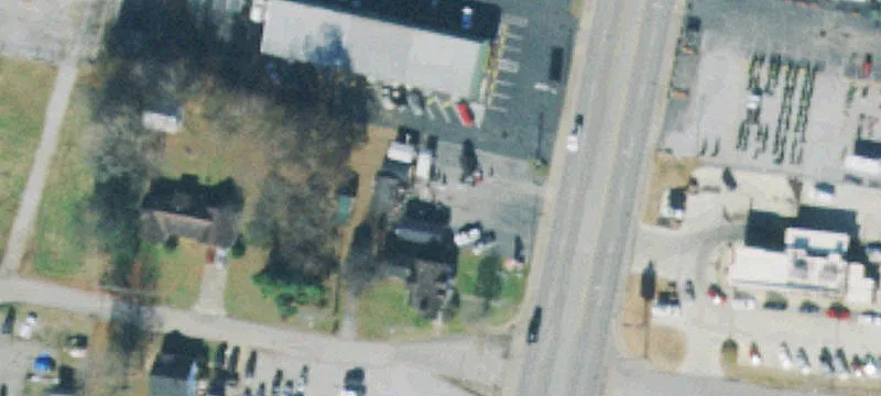 903 Locust Ave