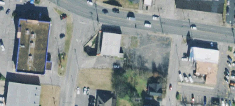 208 Madison St