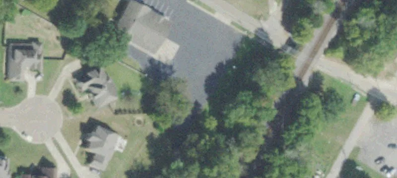 497 Woodlawn Ave
