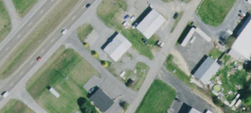 5571 Hwy 11th E