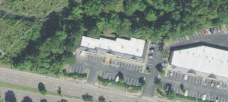 7700 Wolf Riv Blvd