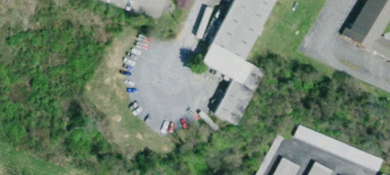 2711 Oakland Ave