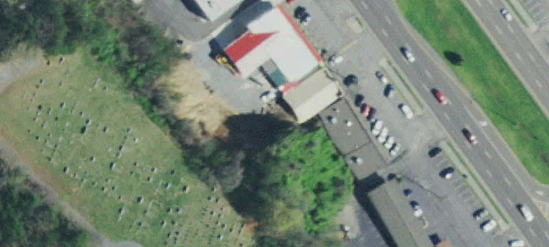 3416 Pkwy Parkway