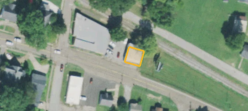 502 Main St